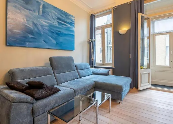 Spacious 7-Bed House In Oostende City