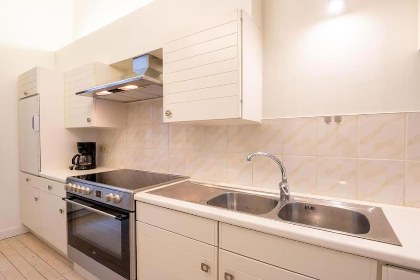 Spacious 7-bed House In Ostenda